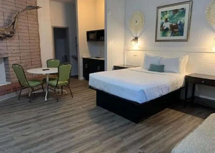 Outer Banks Motor Lodge